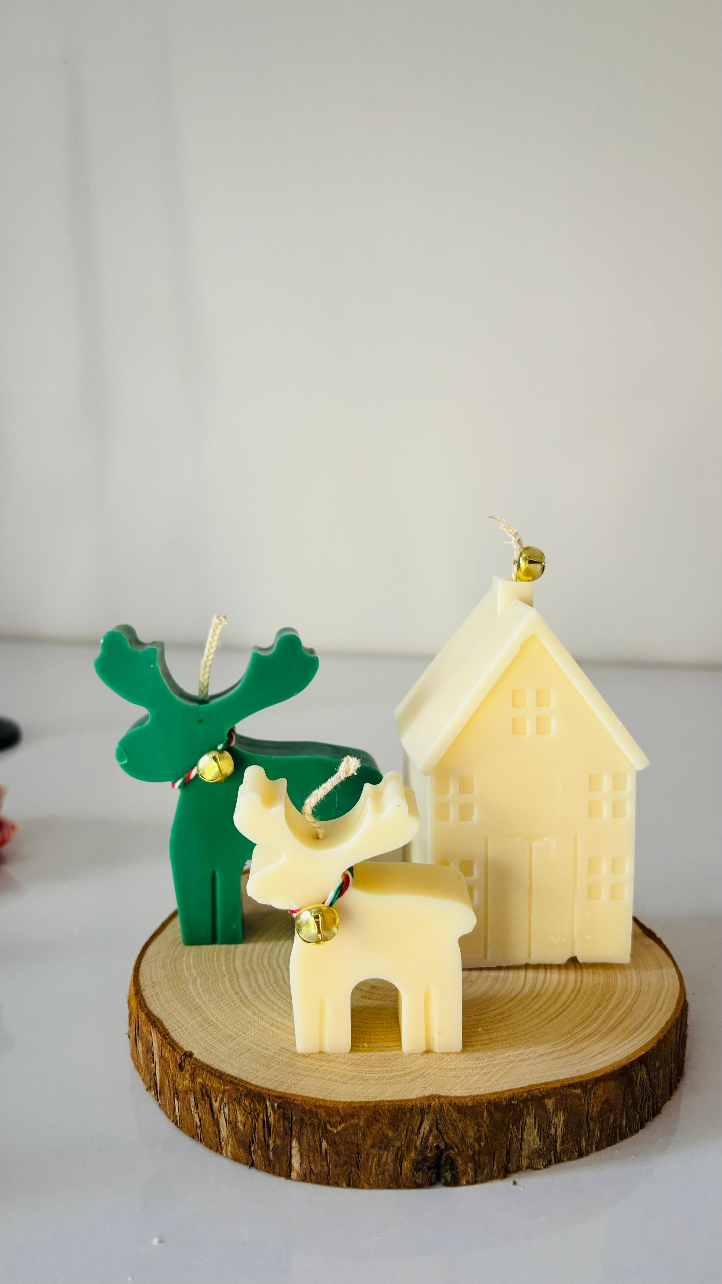 مجموعة بيت الغزال مع كوستر خشبي